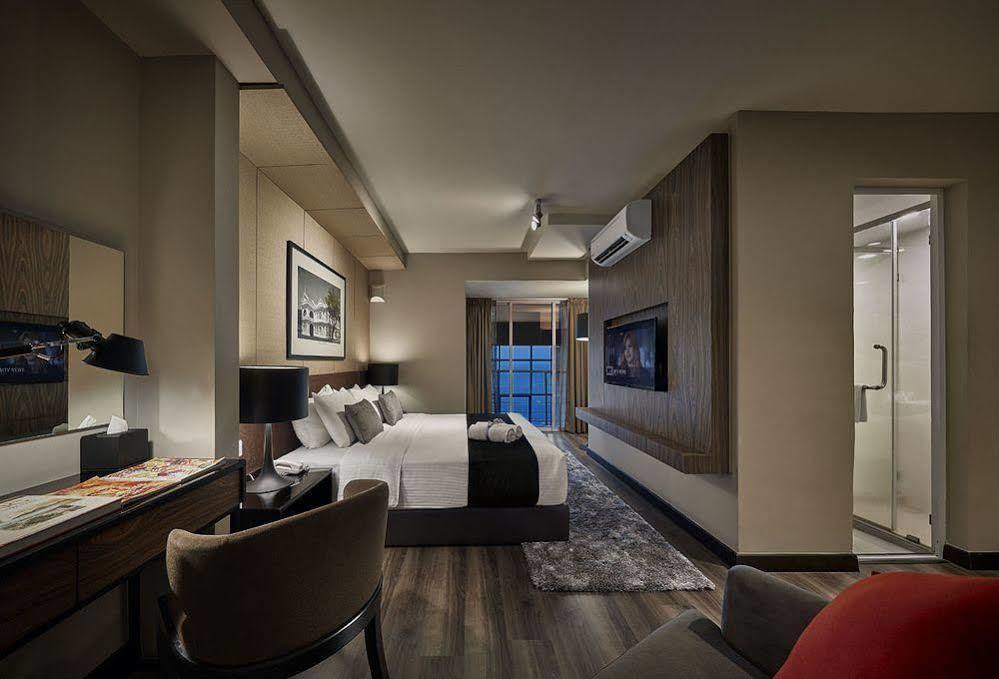 Maritime Luxury Suites Georgetown Exterior foto